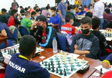 Maicol Benavides y Clara Peña monarcas del ajedrez nacional sub 20